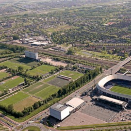 Plaatsing voetbaldoelen op Feyenoord  - afbeelding