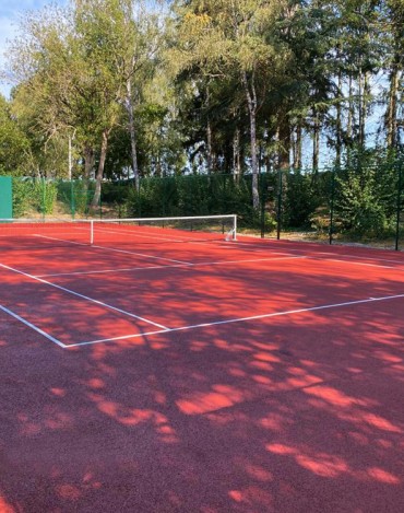 Renovatie | Rubberen tennisveld | Amerikaanse ambassade